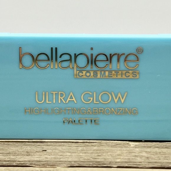 The ultimate cheek palette featuring four universal shades; three shimmery highl - Picture 3 of 4